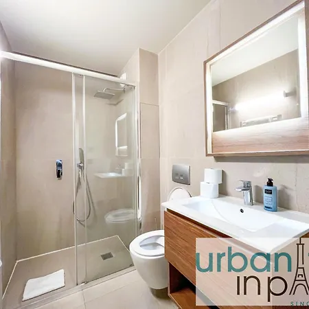 Urbanflat 130 - Beautiful 4 Bedroom Appartamento