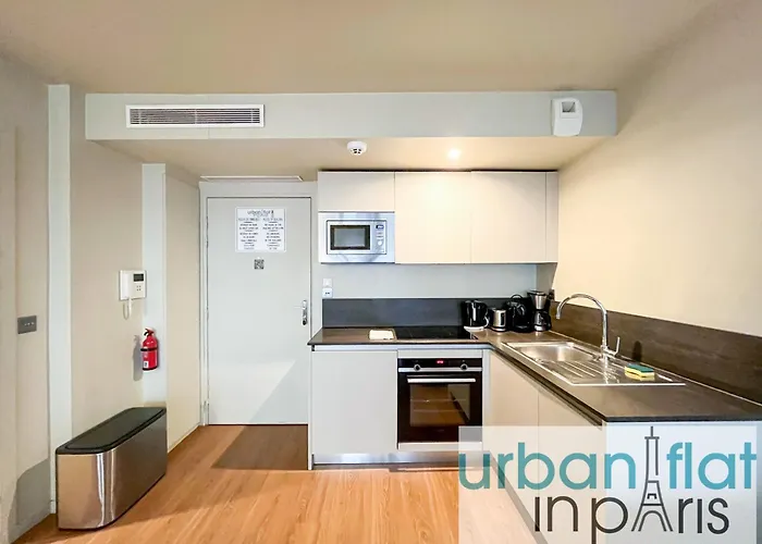 Urbanflat 130 - Beautiful 4 Bedroom Apartment Paris